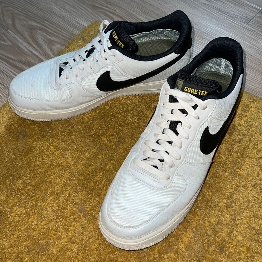 Nike Air Gore Tex Mens Sneakers Size 12